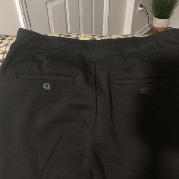 New York & Company Stretch Gray Knit Pants (S) Good Condition-Front Pockets - Picture 5 of 7